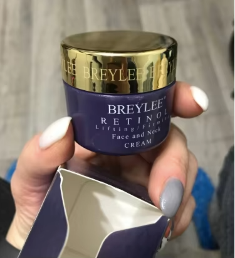 Torr och stram hy? Breylee, Nourishing Repair fixar det åt dig!