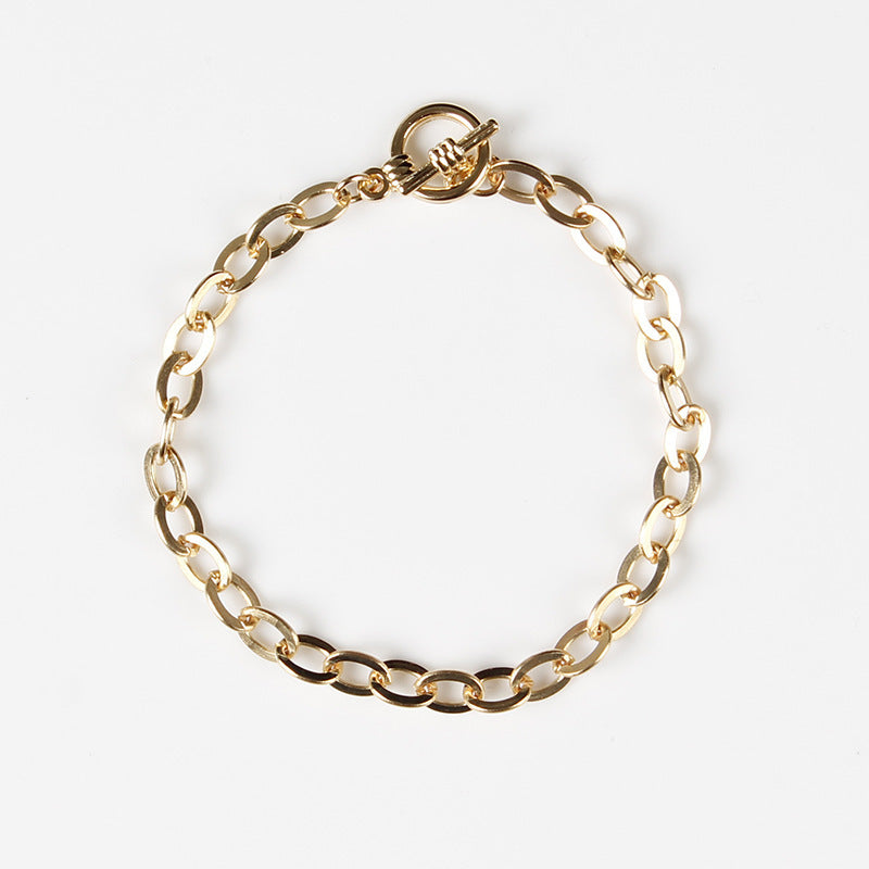 Snyggt till din solbränna - Unna dig ett nytt armband!